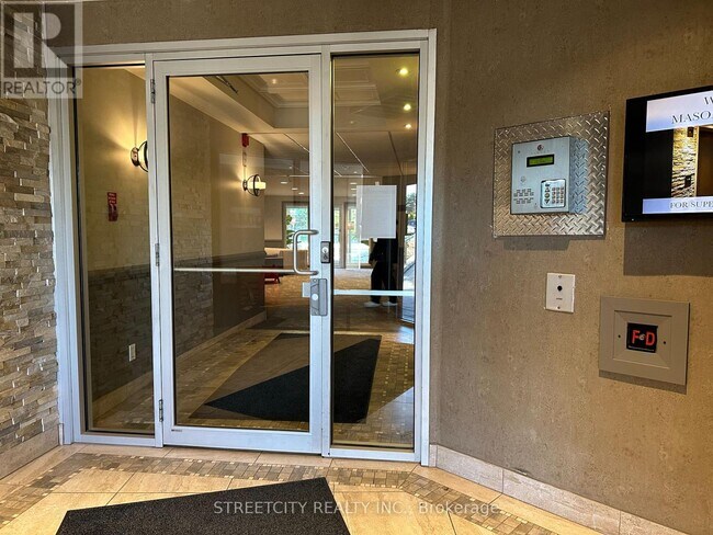 Photo du bâtiment - 1 Jacksway Crescent