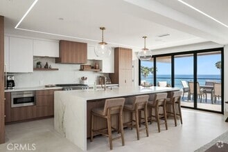 Building Photo - 3047 Ocean Blvd