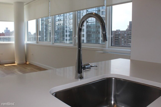 Foto del edificio - 805 Columbus Ave