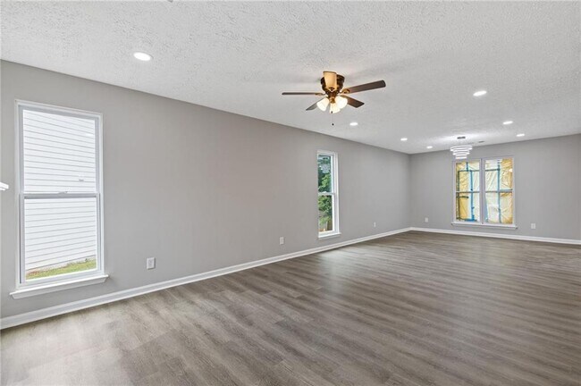 Foto del edificio - 1111 Pin Oak Dr