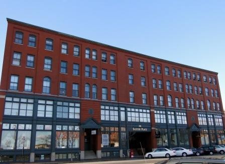 Foto principal - 305 Commercial St
