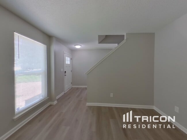 Building Photo - 2901 Dubberly Ct
