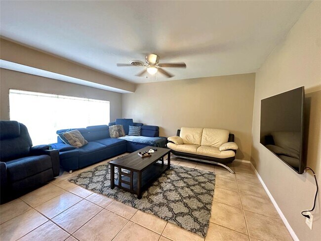 Building Photo - 4306 Wuthering Heights Dr