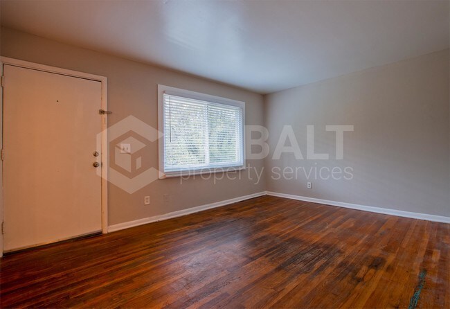 Building Photo - 1164 Alta Ave NE