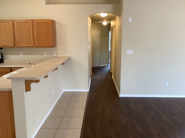 Foto del edificio - 6609 Country Hills Ct NW