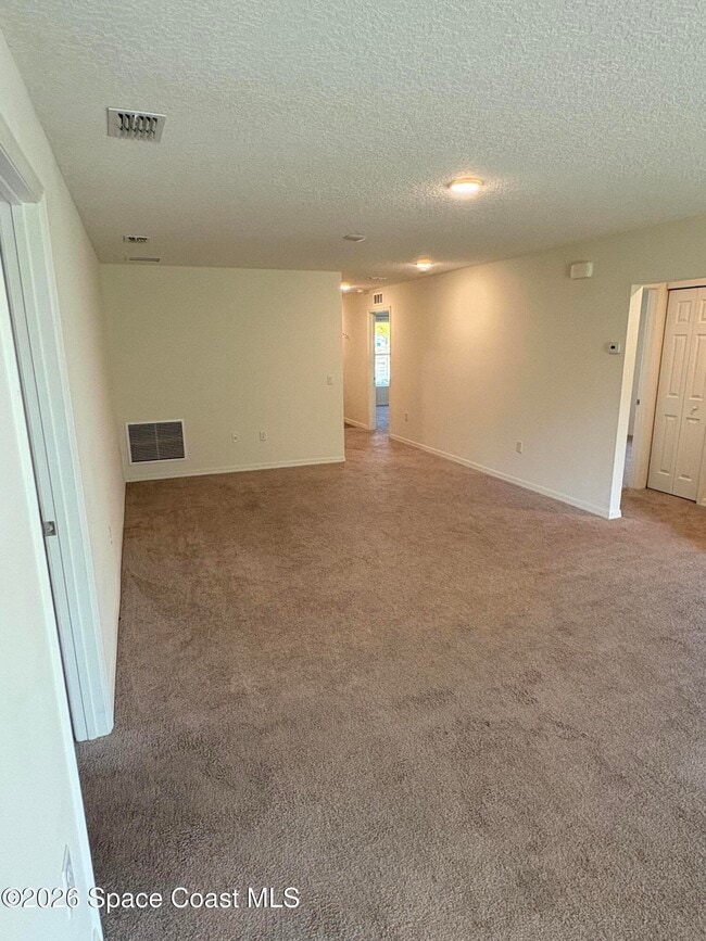 Foto del edificio - 212 Alminar Ave SE