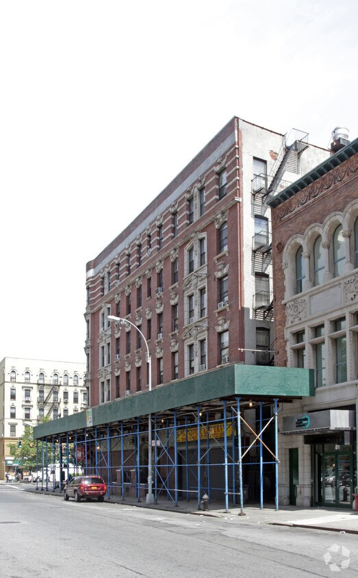 Building Photo - 83 W 115th St