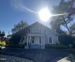 Building Photo - 623 Charter Oak St