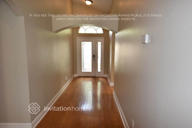 Building Photo - 6324 Bridgecrest Dr