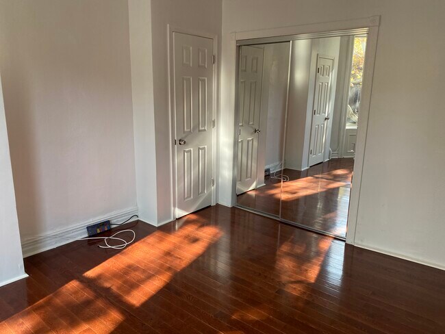 Foto del edificio - 525 47th St