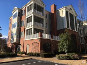 Building Photo - 5194 Lexington Club Cove