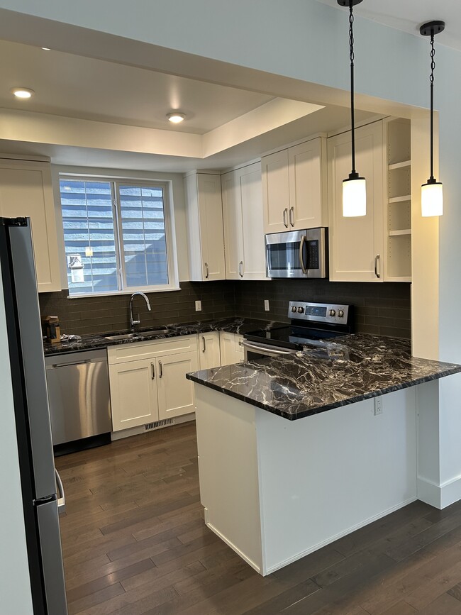 Building Photo - 6112-6111 111 Ave NW
