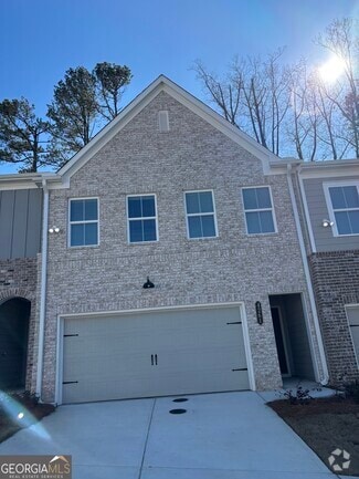 Building Photo - 3731 Denton Dr