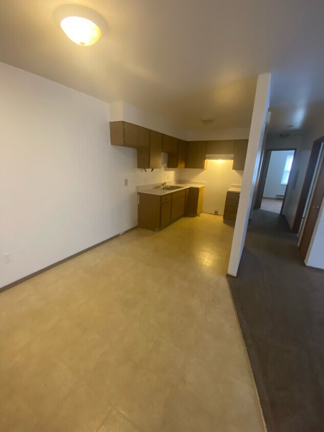 125 Crescent Lake Rd Unit 125 110, Saint Clair, MO 63077 Apartments