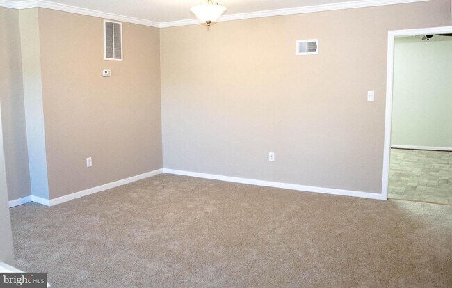 Foto del edificio - 2217 McLean Park Rd