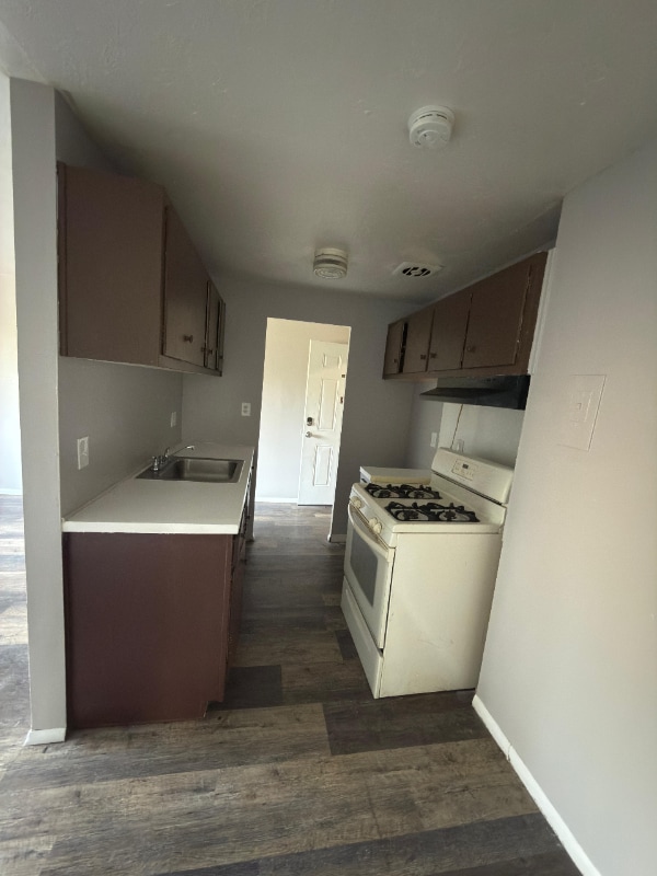 Photo - 14835 Euclid Ave Apartment