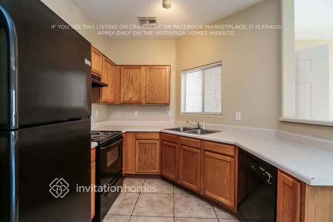 Foto del edificio - 3718 W Oregon Ave