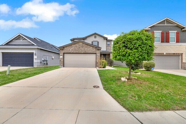 Building Photo - (PRICE DROP!!) /// NEW ON MARKET