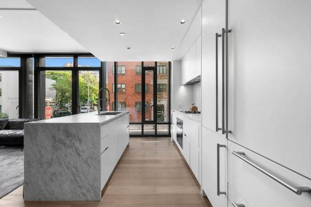 Building Photo - 2 bedroom in Brooklyn NY 11249