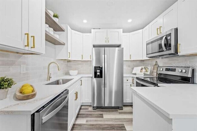 Foto del edificio - 7335 10th Ave N