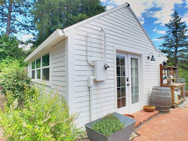 Primary Photo - Immaculate studio cottage in the heart of ...