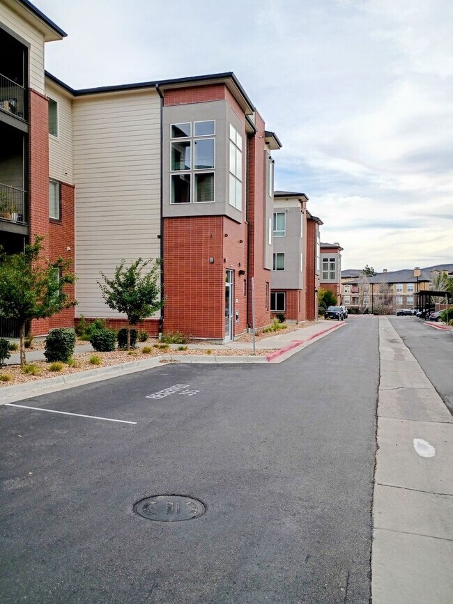 Building Photo - 14301 E Tennessee Ave