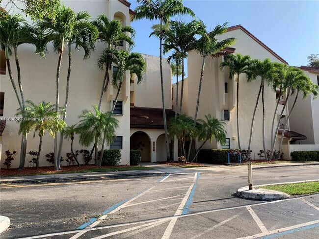 Building Photo - 9280 SW 123rd Ct