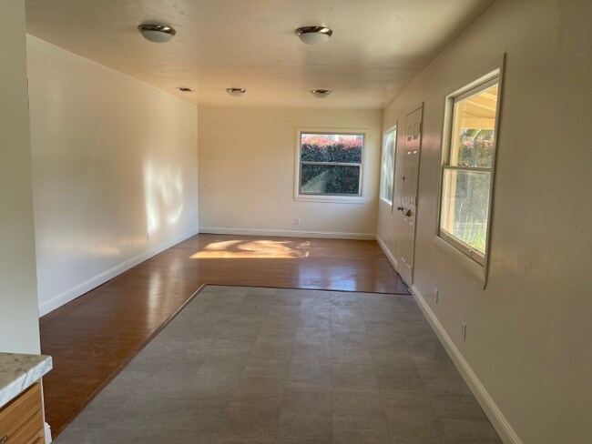 Building Photo - 8375 Morro Rd