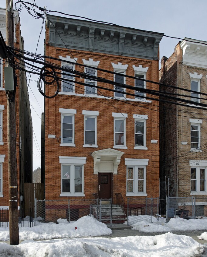 Building Photo - 45 Grant Ave