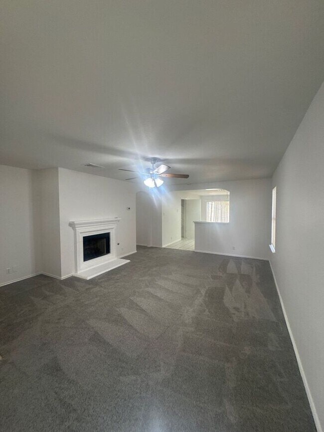 Foto del edificio - Cozy 3BR Cedar Park Home with Attached 2-C...