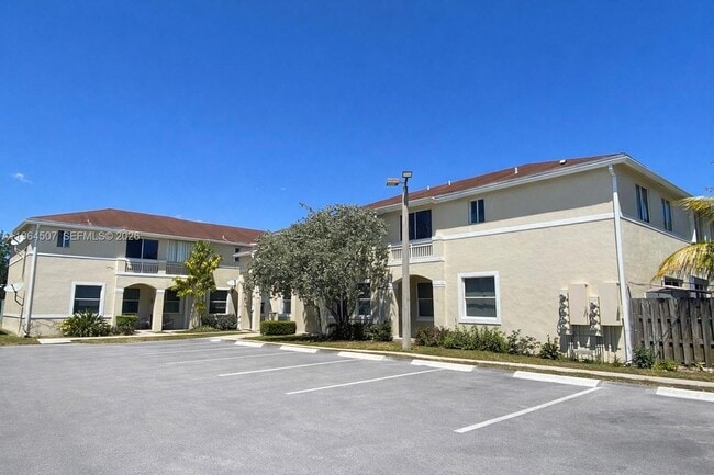 Photo - 835 NE 212th Terrace Townhome