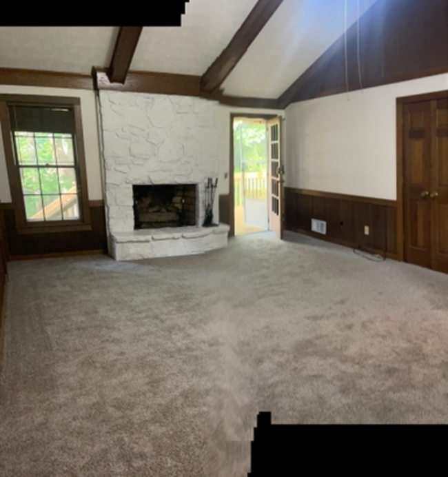 Foto del edificio - 651 Mountainbrooke Cir SW