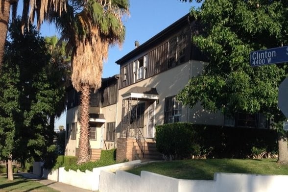 Primary Photo - 4422 Clinton St