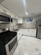 Building Photo - 368 Norton St