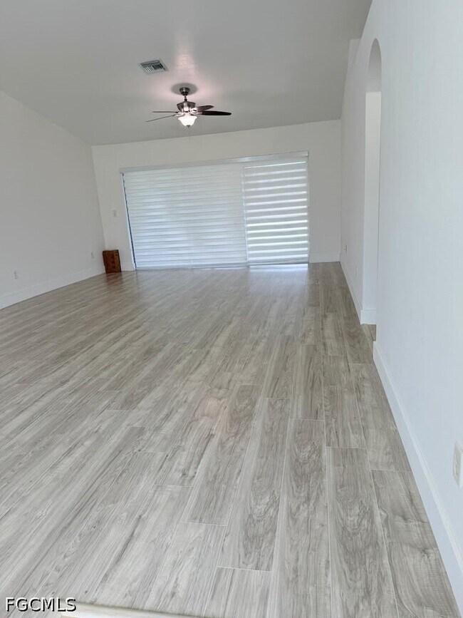 Foto del edificio - 2020 NW 16th Terrace