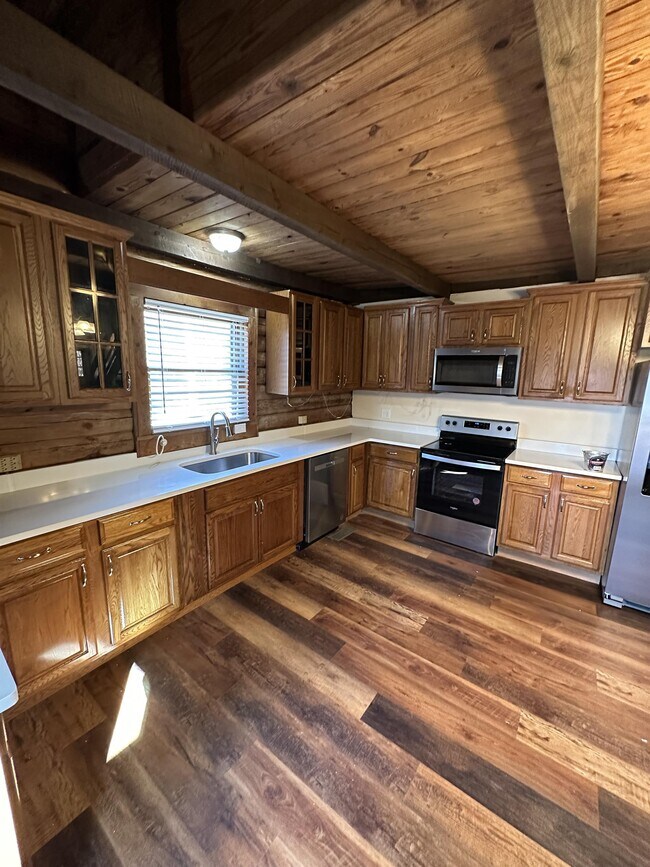 Foto del edificio - 7307 Rhodes Ln
