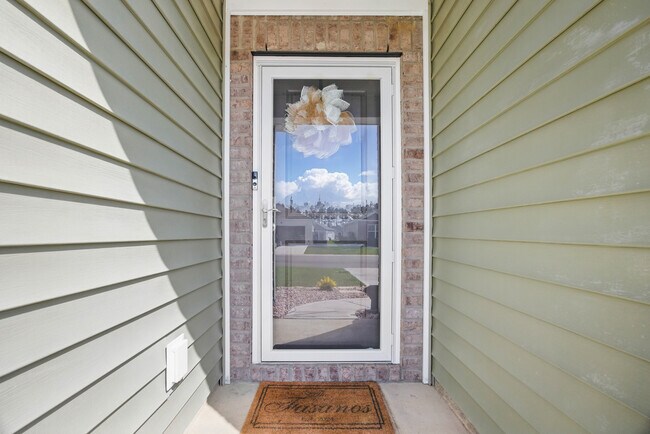 Foto del edificio - 580 Talisman Trl