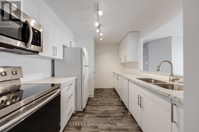 Building Photo - 4205-4205 Shipp Dr