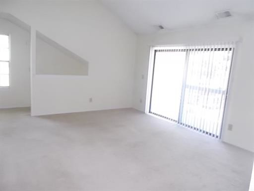 Building Photo - 2115 Bayhead Dr