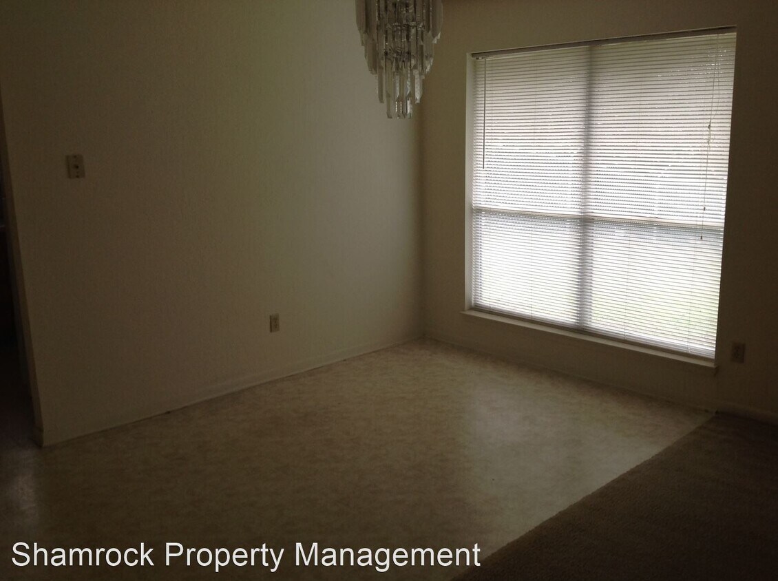Building Photo - 6909 Old Briarstown Dr