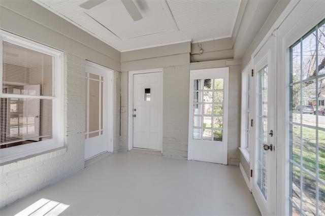 Foto del edificio - 5011 Parkland Ave