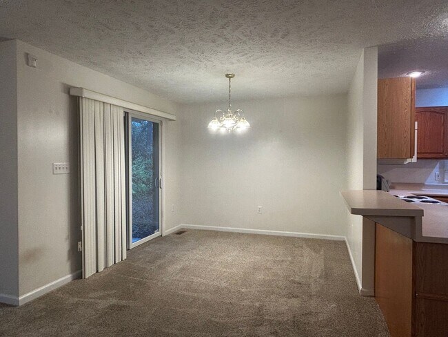 Foto del edificio - 2 Bedroom 2 Bath with Loft Available Now!