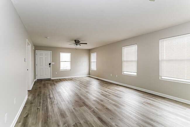 Building Photo - 34 Waterman Ave