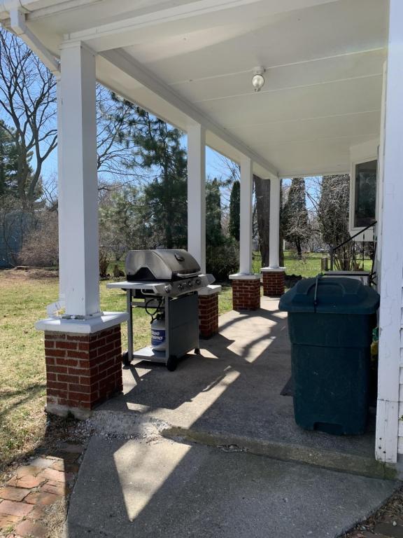 Foto principal - 215 4th Avenue