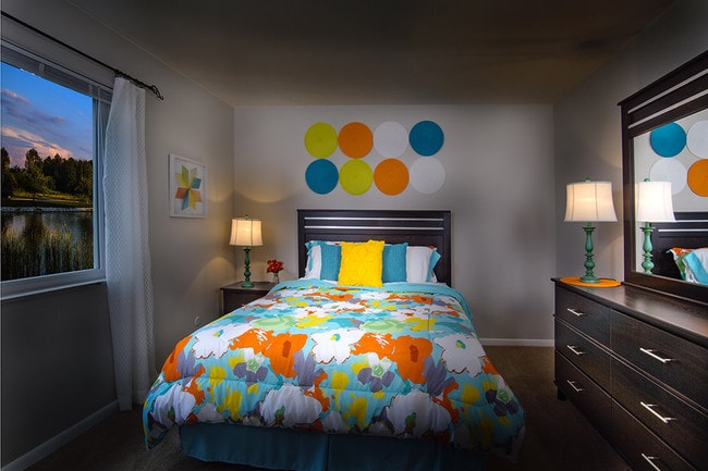 Building Photo - Oak Park