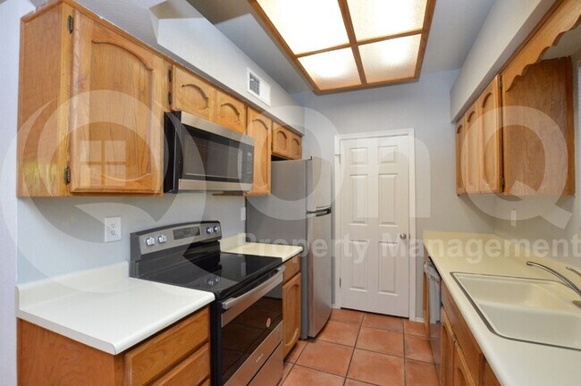 Foto del edificio - 1287 N Alma School Rd