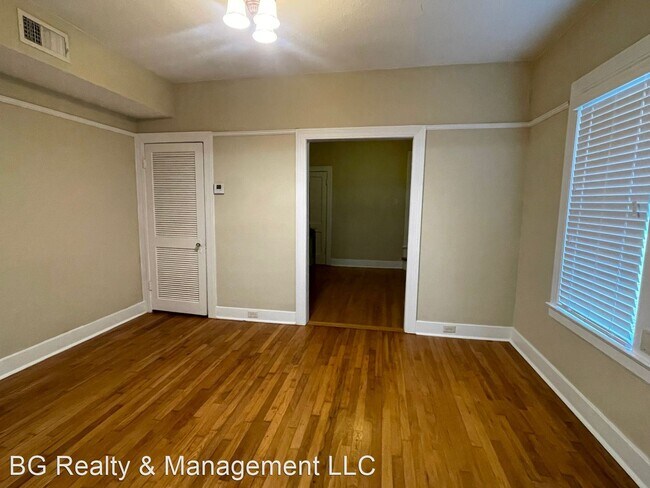 Building Photo - 1 br, 1 bath House - 224 Park Ave. H