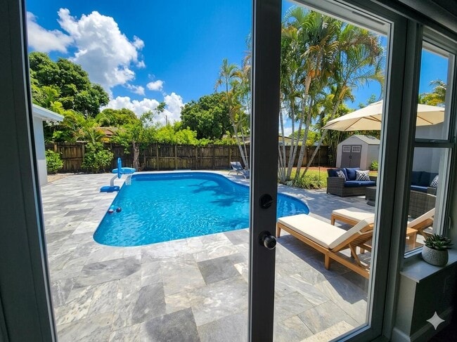 Foto del edificio - 3440 SW 20th St