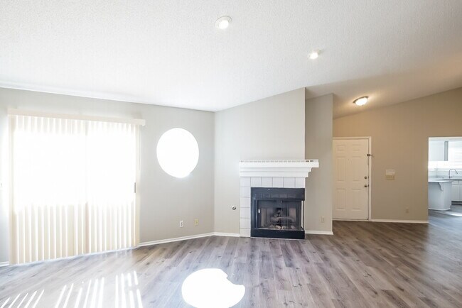 Building Photo - 412 Clifton Heights Dr