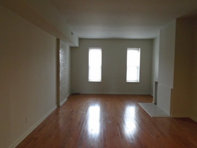 Foto principal - 1708 S Tucker Blvd